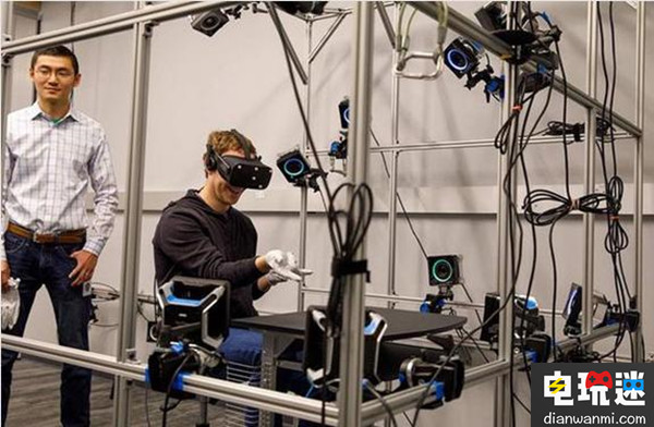 还用啥手柄！扎克伯格已经用上VR手套 VR手套 扎克伯格 手柄 VR及其它  第1张
